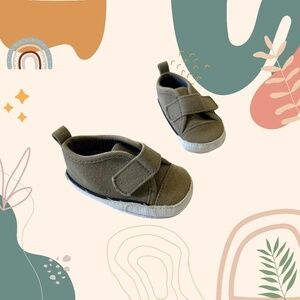 Carter's 3-6 month  sneakers